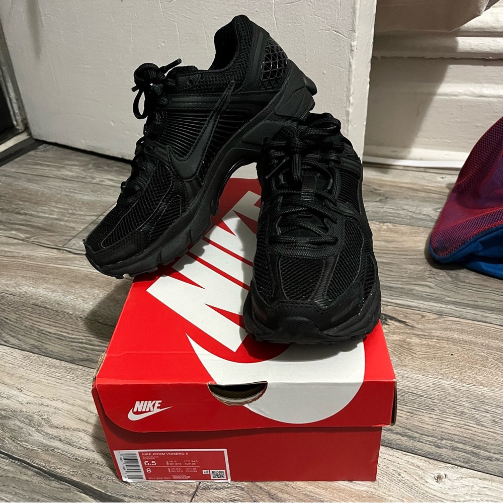 Nike Zoom Vomero 5